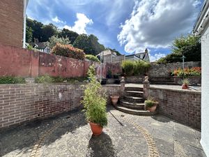 Photo 26- click for photo gallery